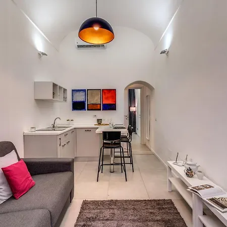 Apartment Artis Piazza Di Spagna Rom